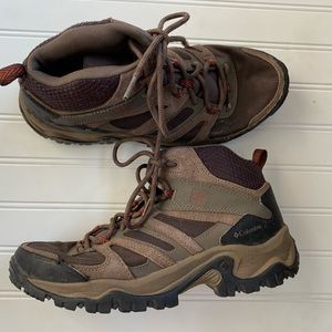 Columbia Hiking Boots - Men’s Size 9.5